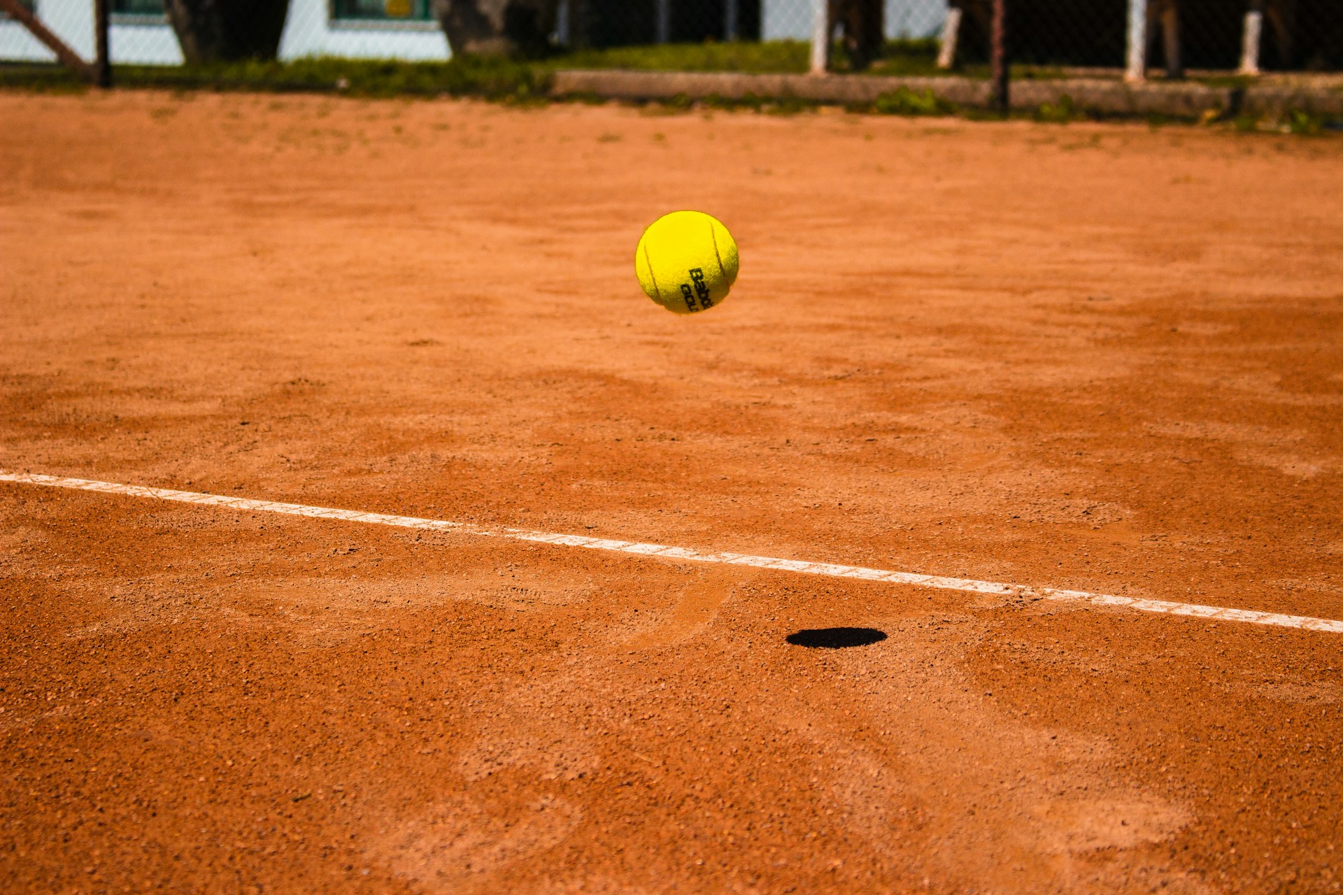 Tennis Taktik auf Sand: 5 Tipps, die dir auf dem Sandplatz sofort weiterhelfen!